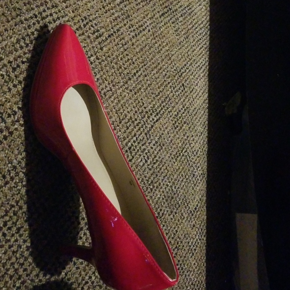 Heels - Picture 2 of 5